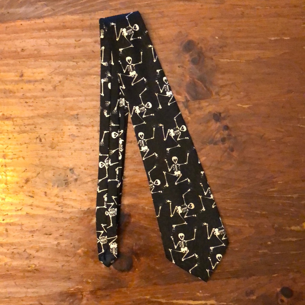 Vintage Halloween tie